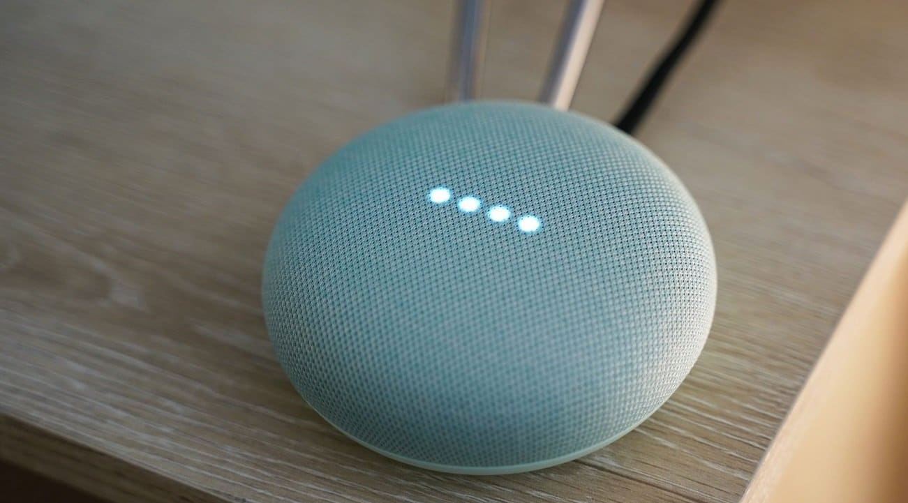 Google devises Sale 2020 - Google Home Mini Smart Speaker
